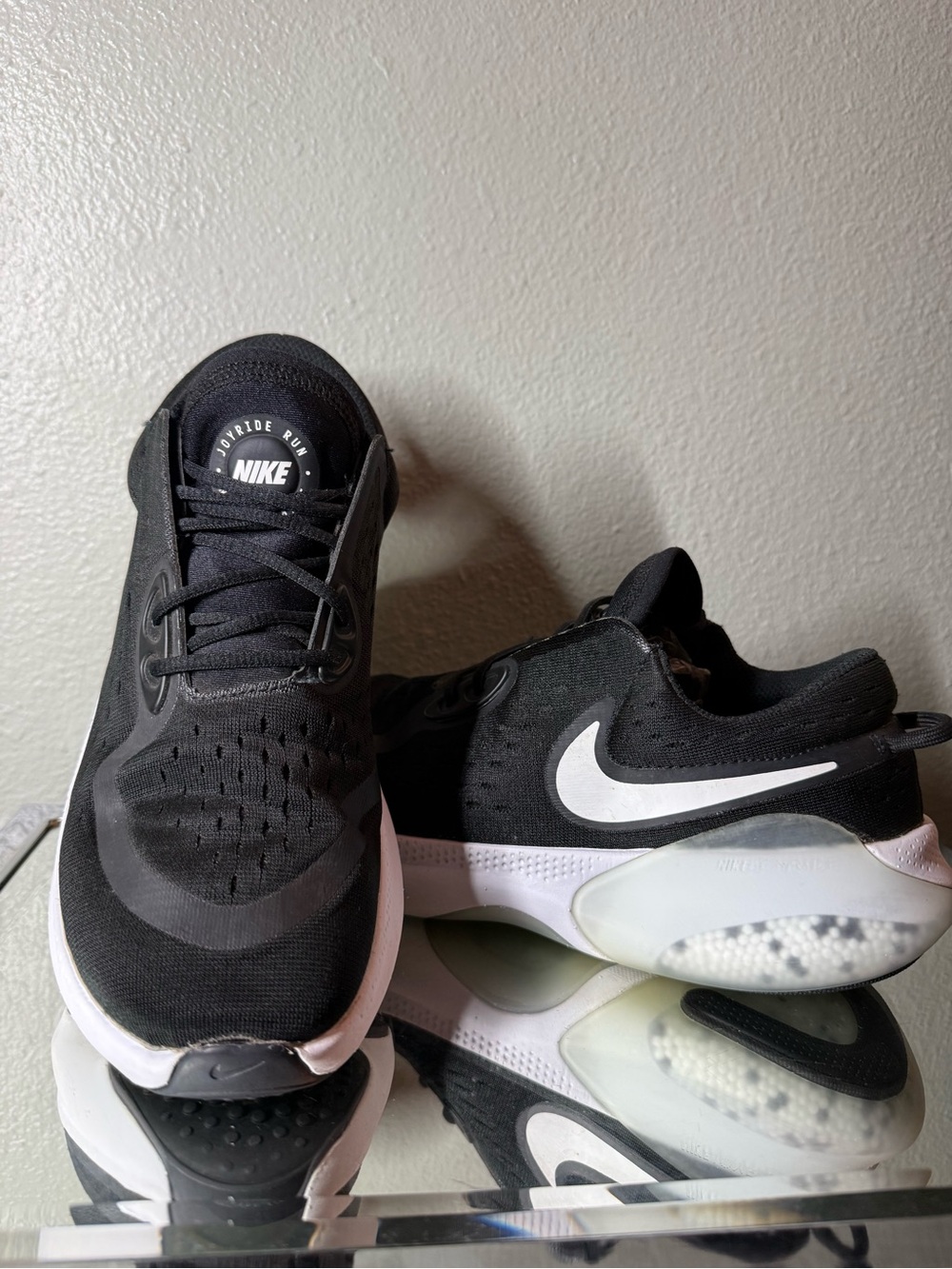 Nike Joyride Run Flyknit Black White Running Shoes Women’s 7.5 / 6Y CN9600-020